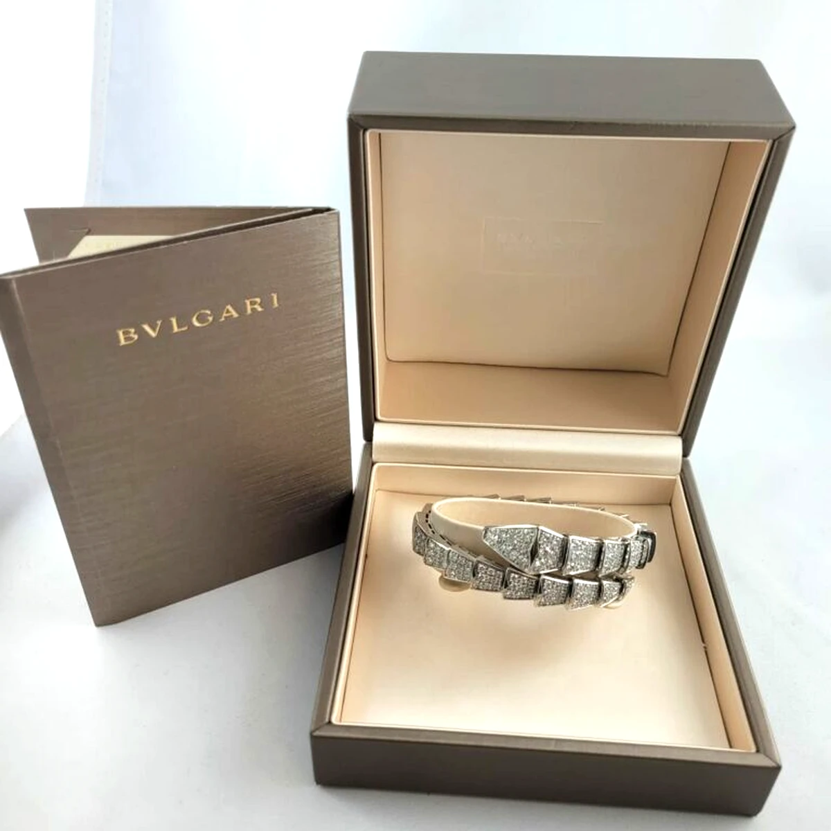 BVLGARI Bracelet Viper en or gris 750 pavé de diamants