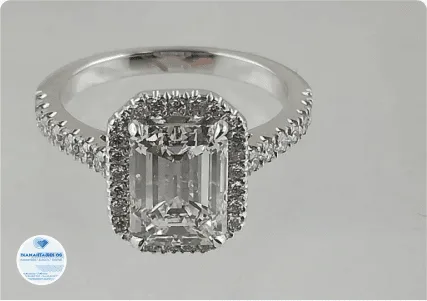 Bague de haute joaillerie sertie de diamants