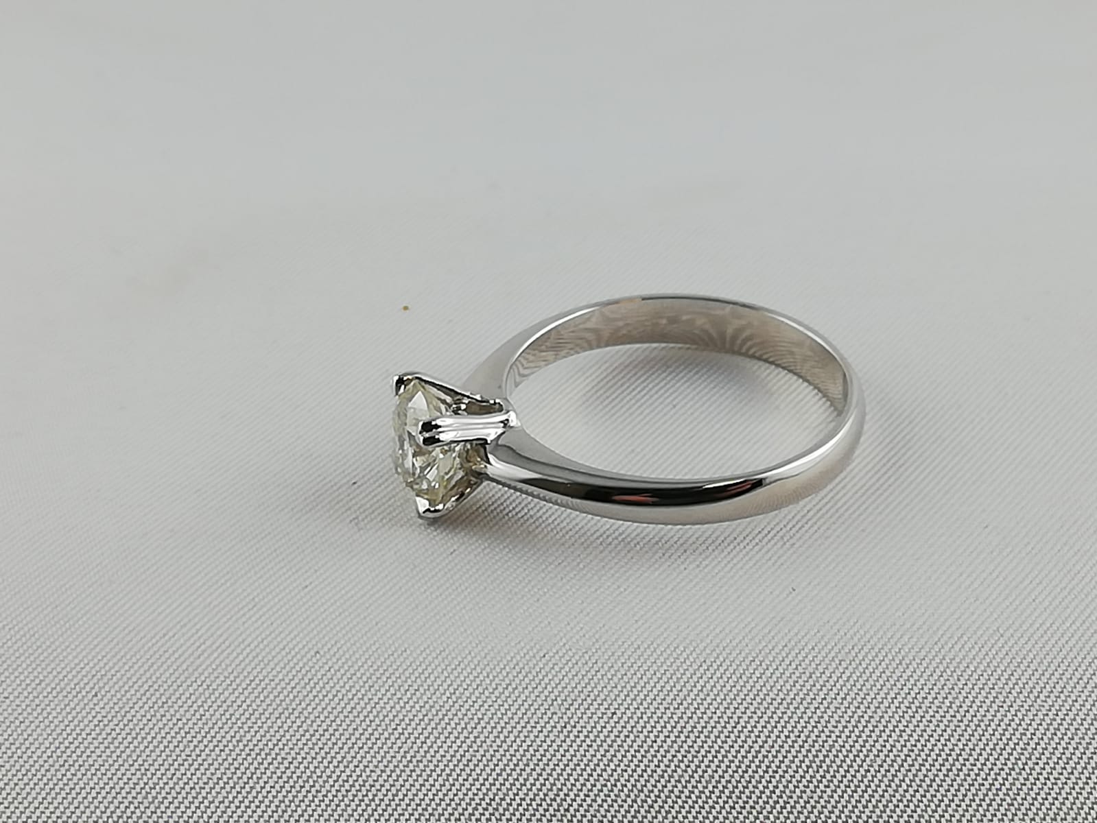 Solitaire diamant expertisé