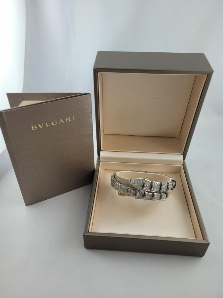 BVLGARI Bracelet Viper en or gris 750 pavé de diamants